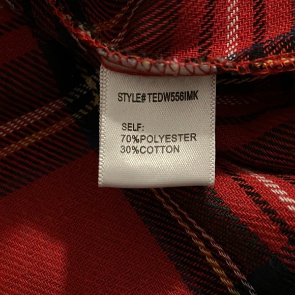 Vici Plaid Button up - Picture 4 of 4